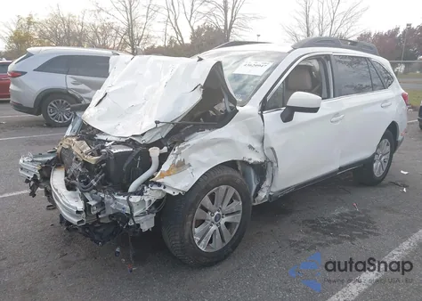 2017 Subaru Outback 2.5I Premium из США, поврежденный, VIN 4S4BSADC3H3368546